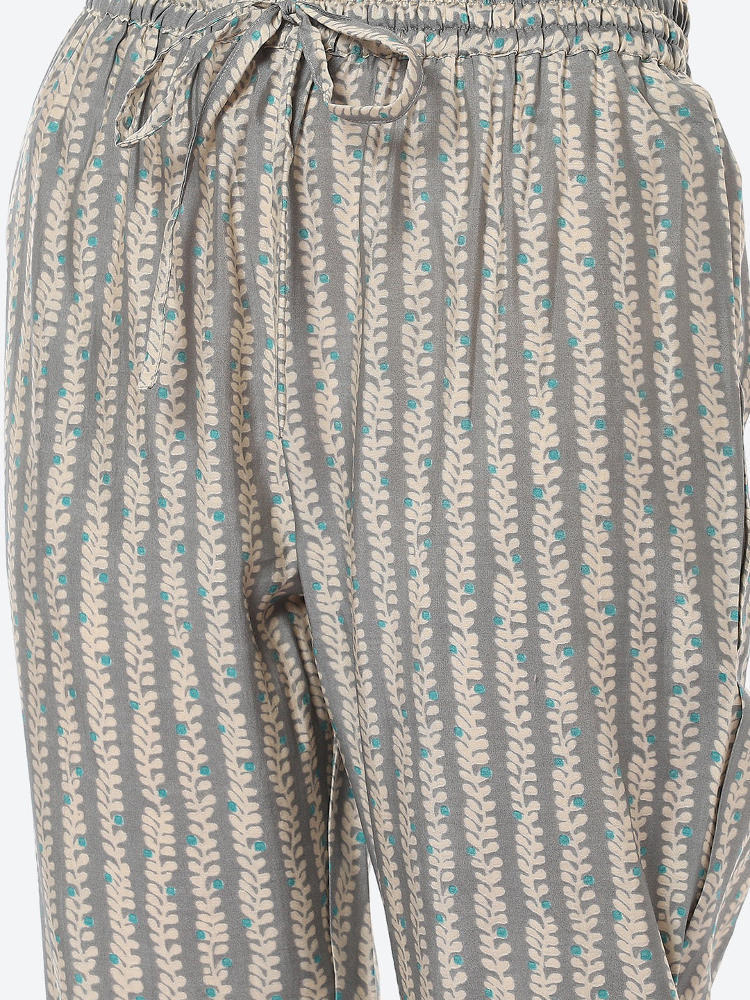 Resham Zari Neck Embroidered Printed Chanderi Kurta With Pant