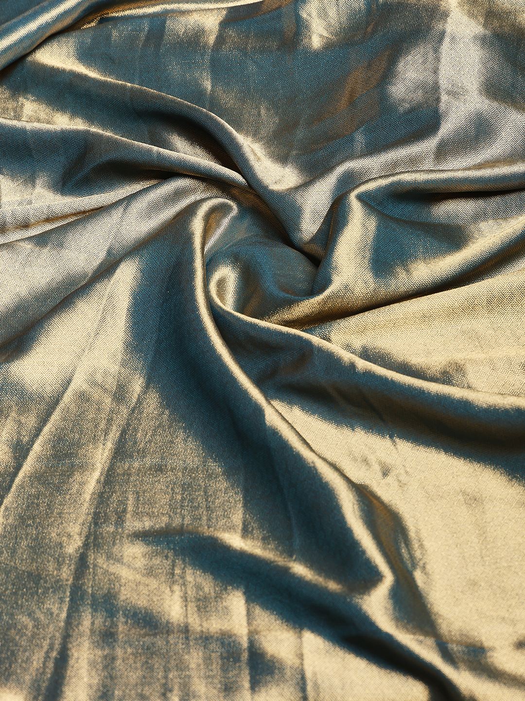Woven Design Dola Silk Saree