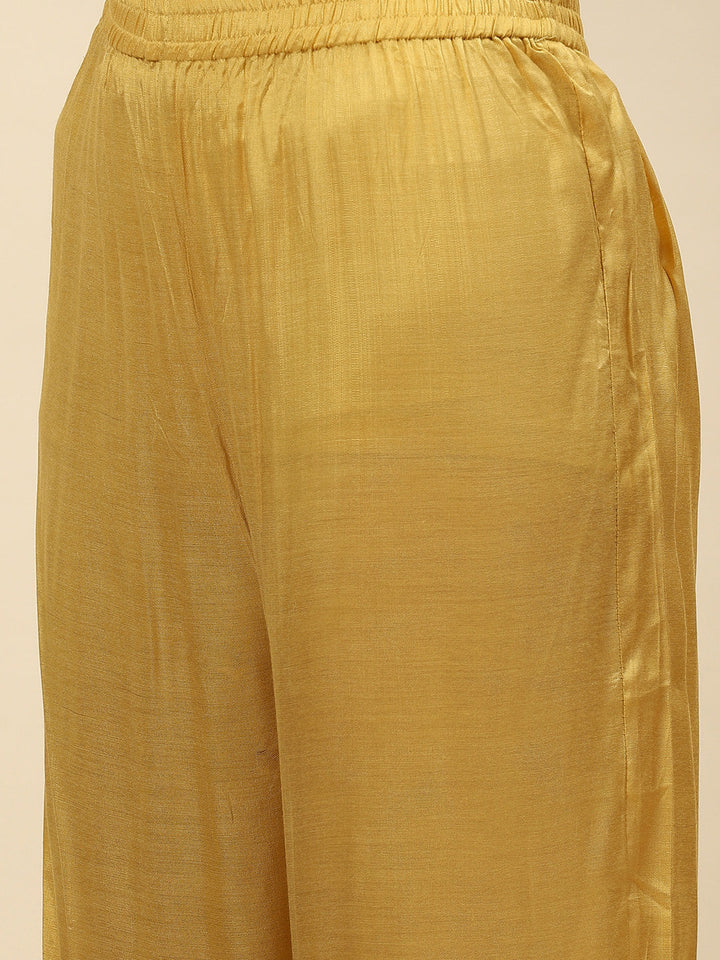 Neck Patti &amp; Floral Printed Muslin Kurta With Pants