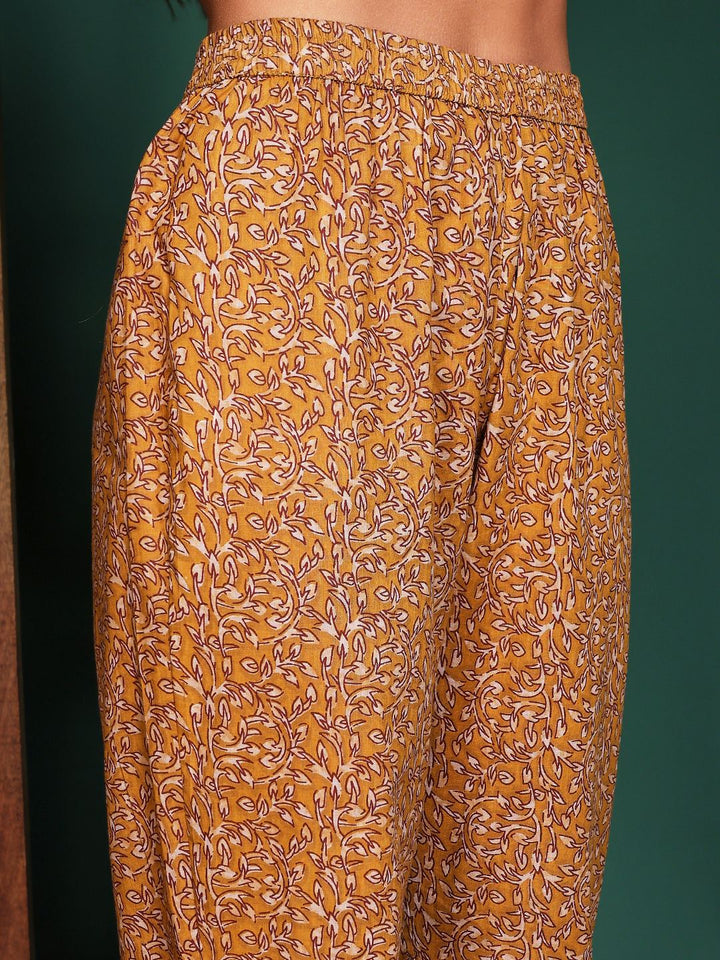 Floral Printed Cotton Blend Kurta With Pant &amp; Dupatta