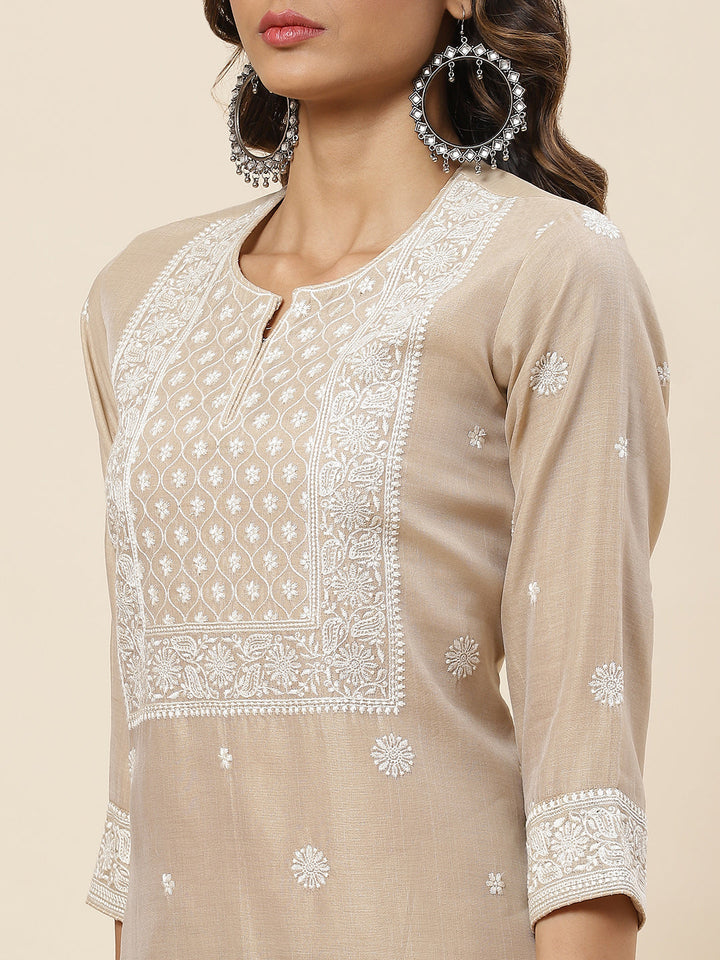 Embroidered Chanderi Kurta With Pants