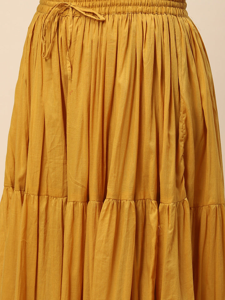 Neck Embroidered Woven Chanderi Kurta With Skirt