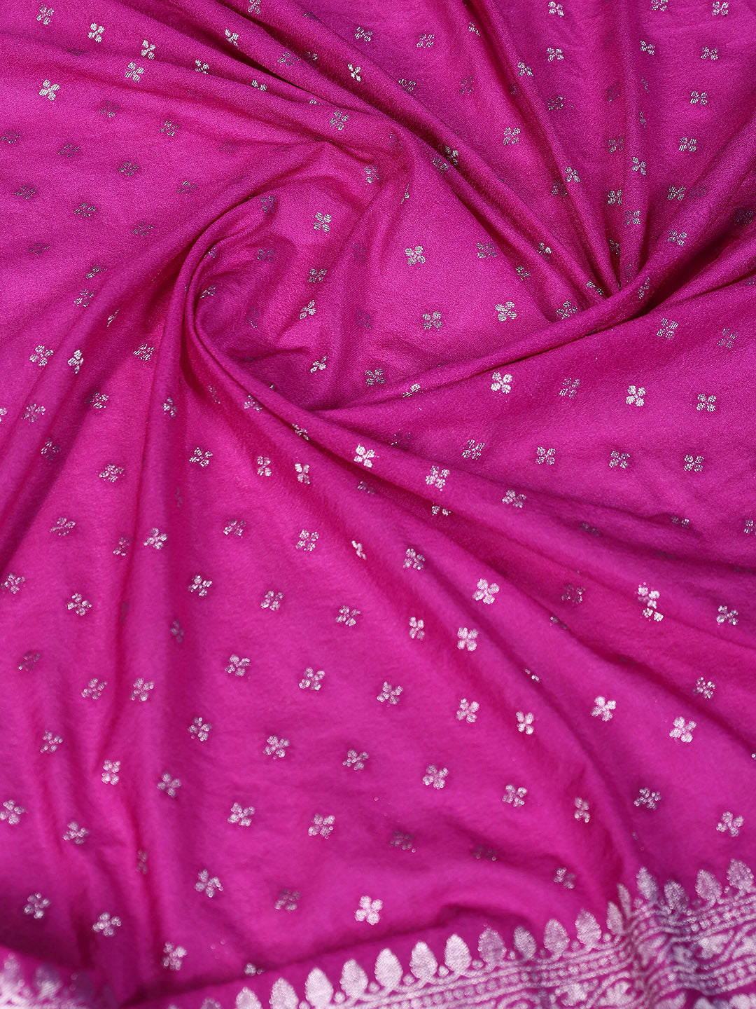 Zaari Jaal Crepe Saree