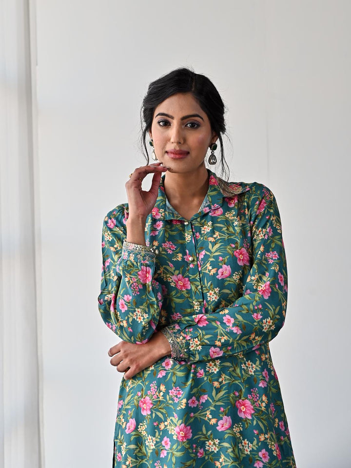 Floral Printed Collar Neck Muslin Kurta With Pants