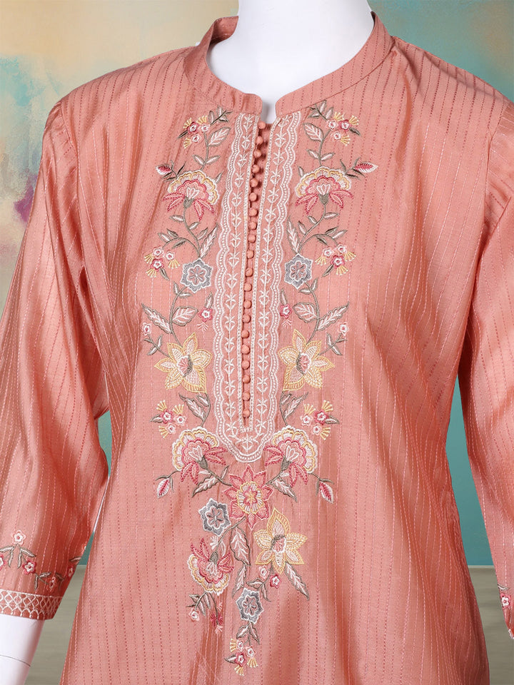 Embroidered Chanderi Kurta With Pant &amp; Dupatta