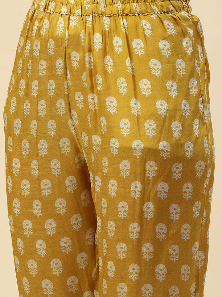 Floral Printed Muslin Kurta With Pants