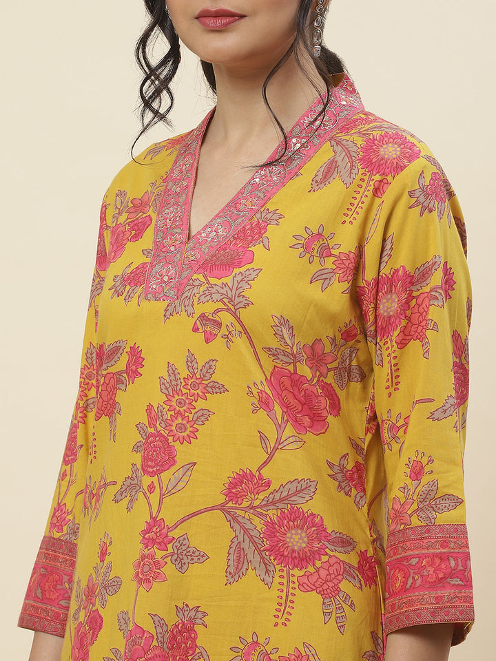 Floral Printed Cotton Kurta With Pants
