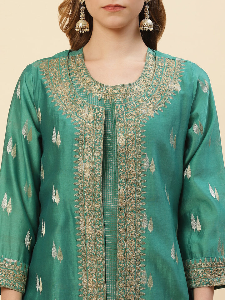 Embroidered Chanderi Kurti With Jacket And Pant