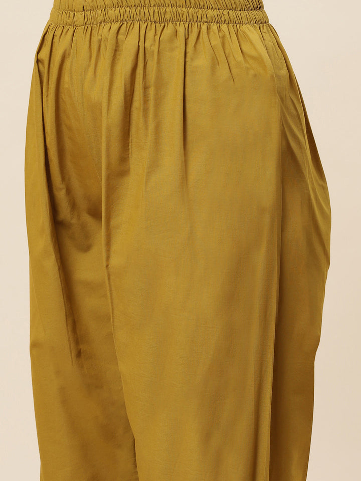Bandhani Printed Chanderi Kurta With Pants &amp; Dupatta