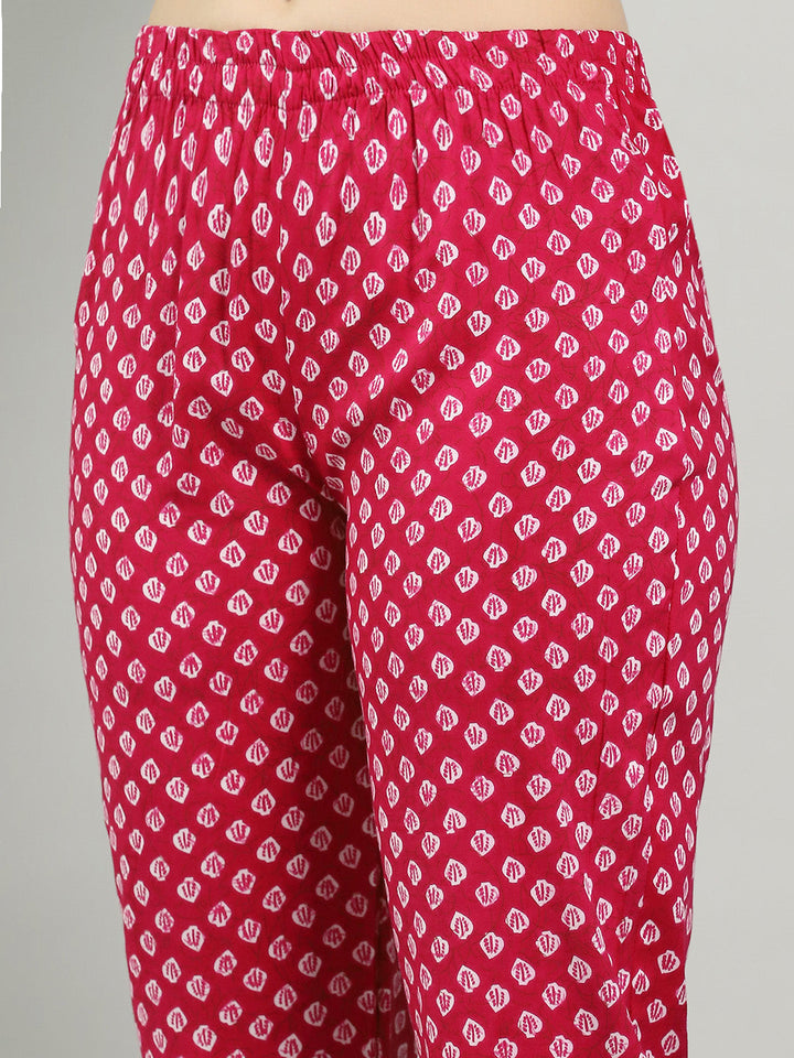 Printed Cotton Blend Kurta &amp; Pants