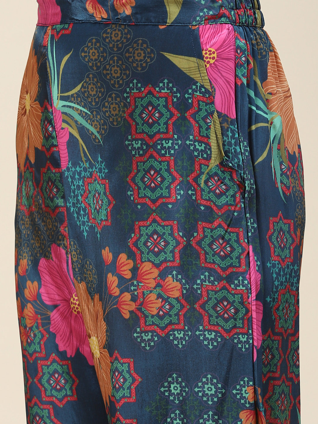 Printed Crepe Kurti With Pants