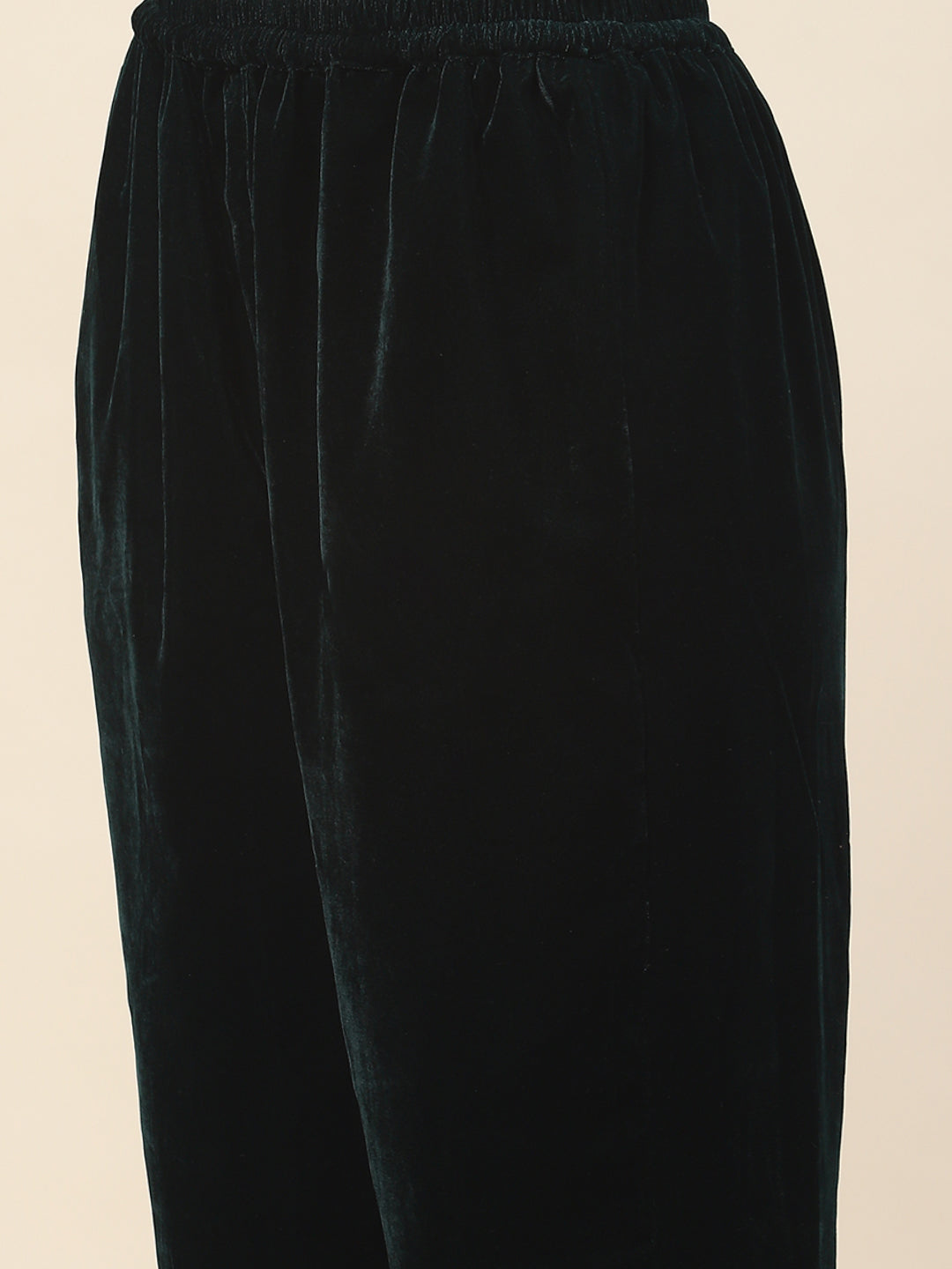 Neck Embroidered Velvet Kurta With Pants