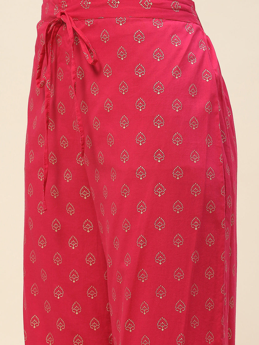 Embroidered Chanderi Kurta With Cape & Pants
