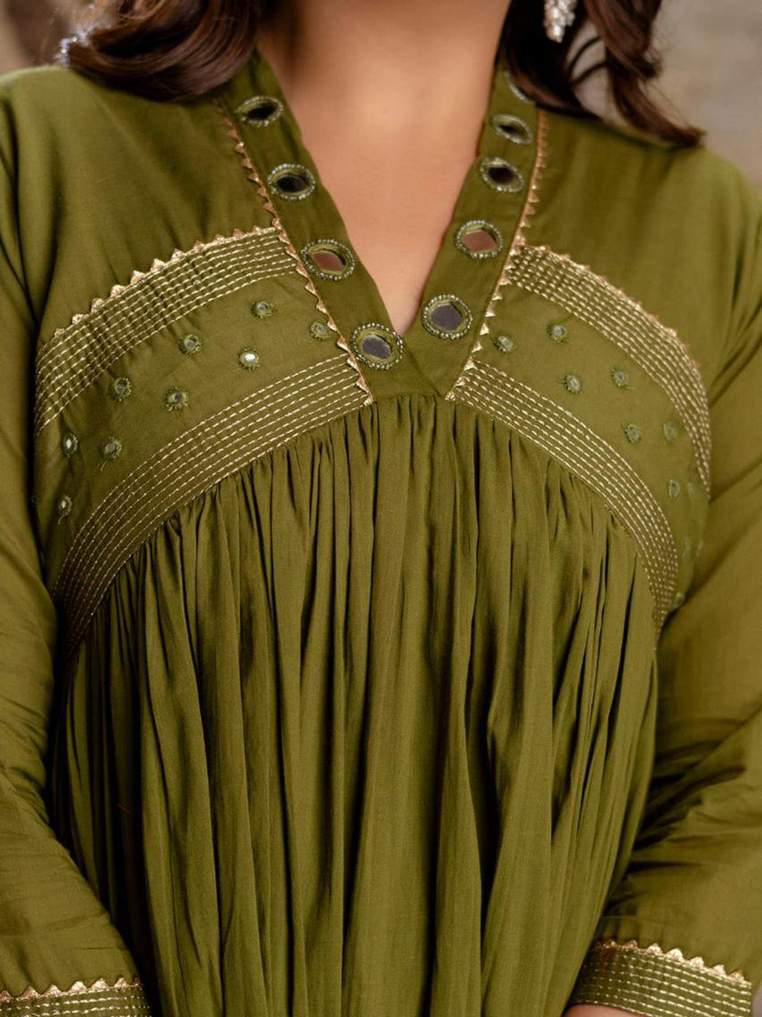 Green Cotton Blend Embroidered Straight Suit Set