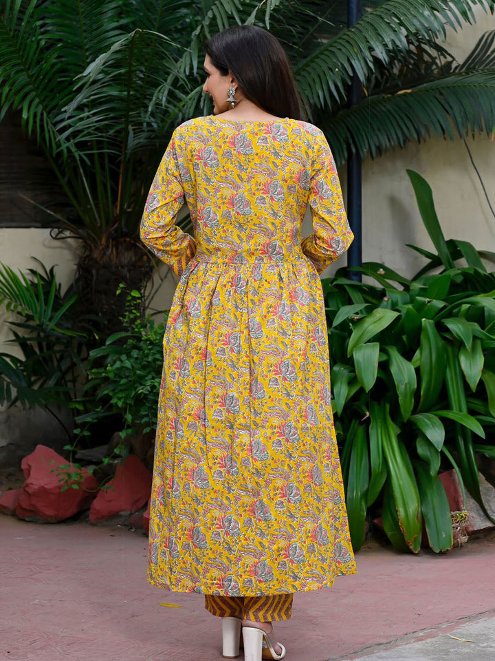 Floral Printed Cotton Kurta With Pants &amp; Dupatta