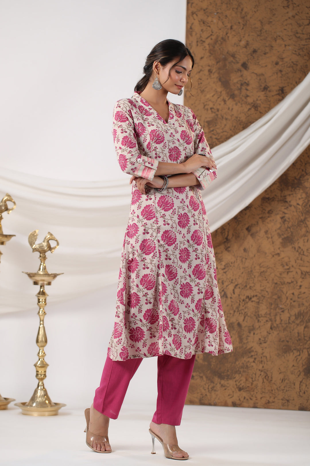 Floral Printed Cotton Kurta With Pants
