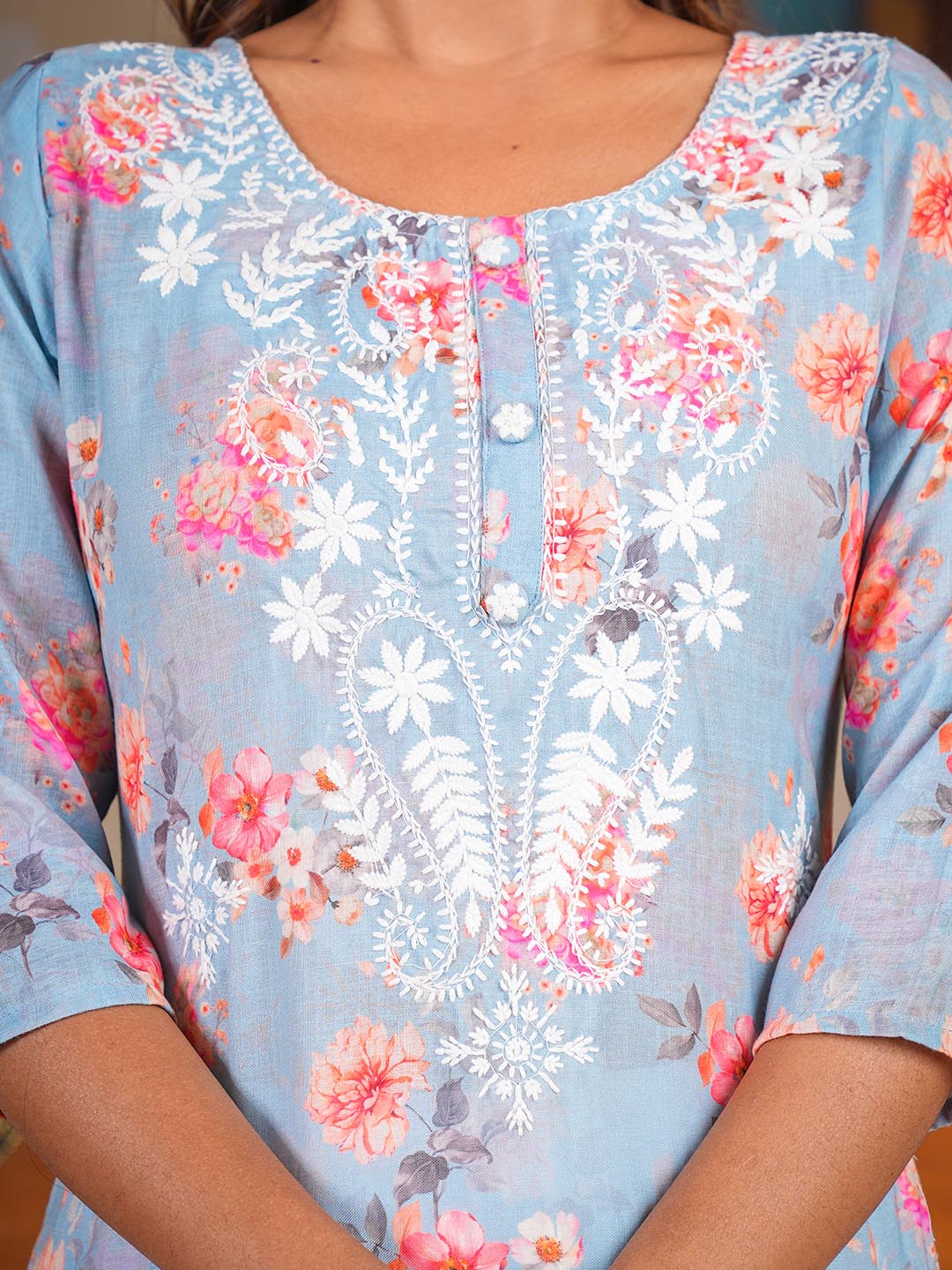 Printed &amp; Neck Embroidered Cotton Kurta With Pants