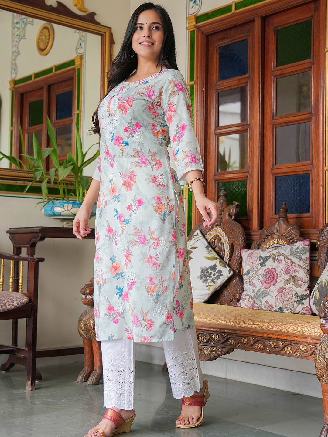 Printed &amp; Neck Embroidered Cotton Kurta With Pants