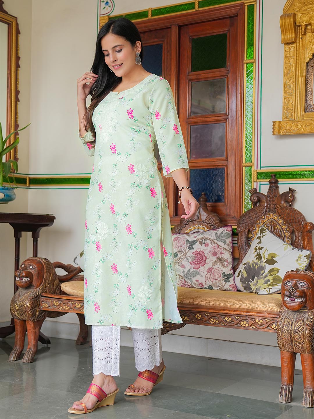 Printed &amp; Neck Embroidered Cotton Kurta With Pants
