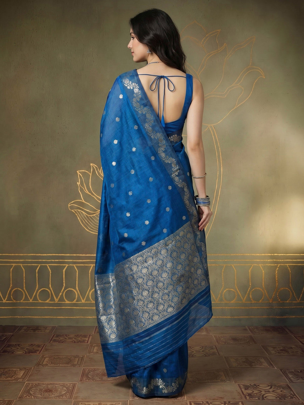 Blue Cotton Blend Woven Saree