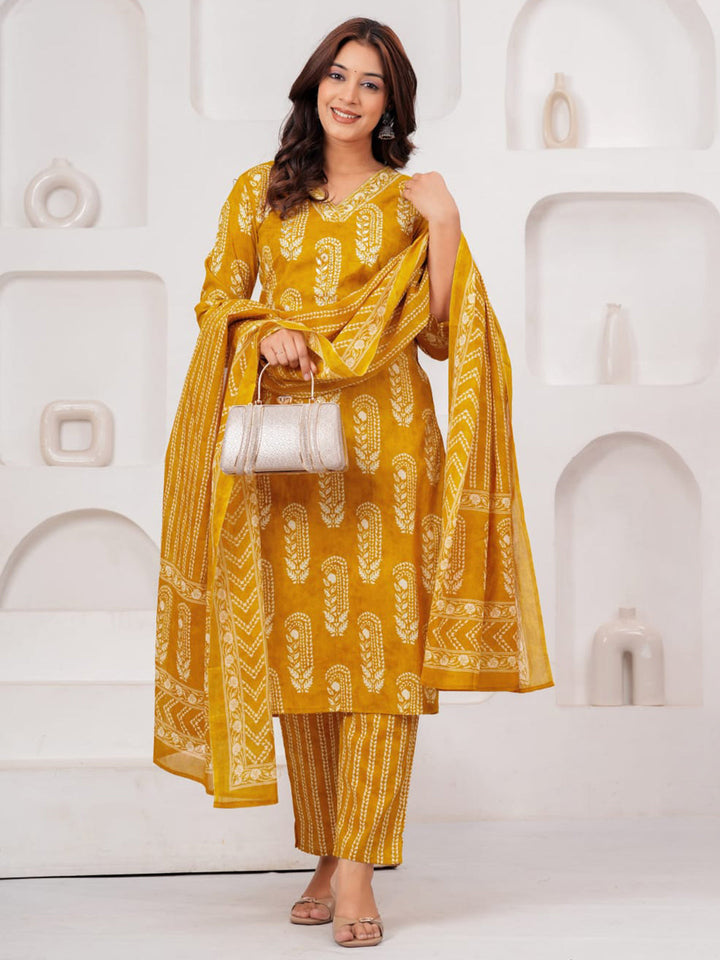 Yellow Printed Cotton Blend Kurta With Pant &amp; Dupatta
