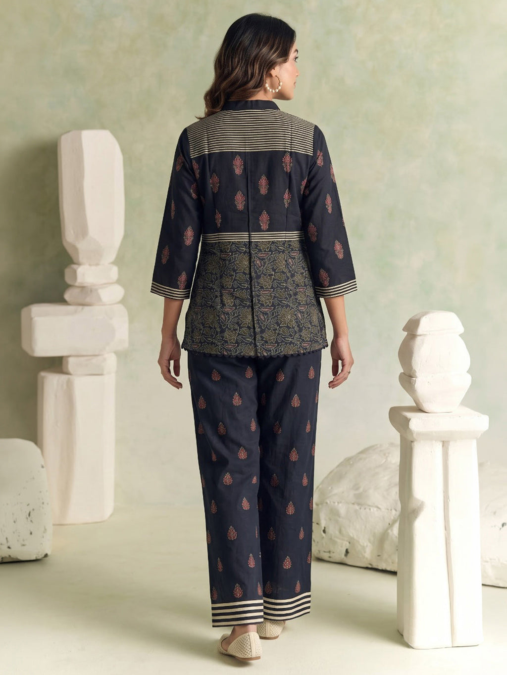 Black Printed Crepe Kurta Set