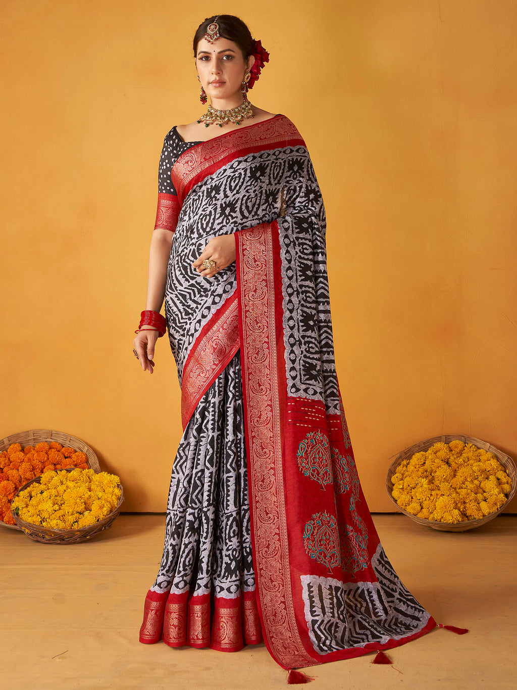 White-Black Art Silk Printed Saree