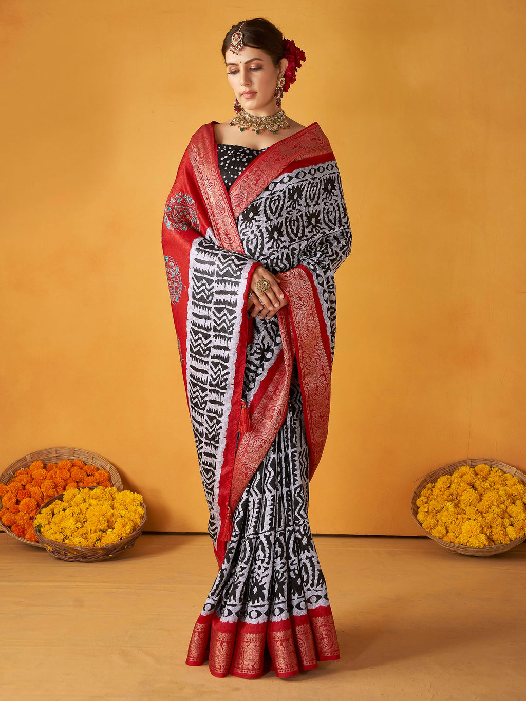 White-Black Art Silk Printed Saree