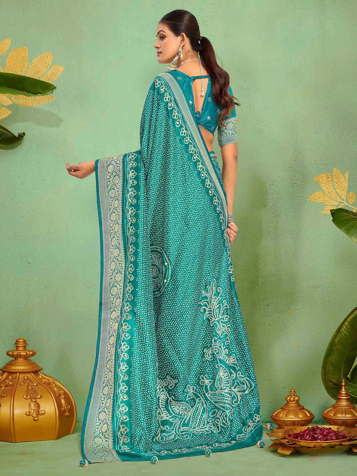 Firozee Art Silk Printed Saree
