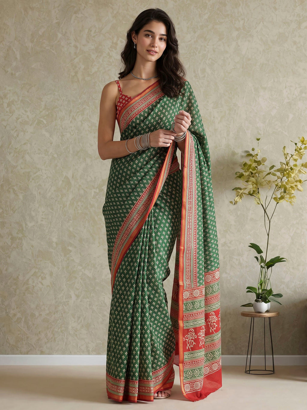 Green Cotton Blend Printed Saree