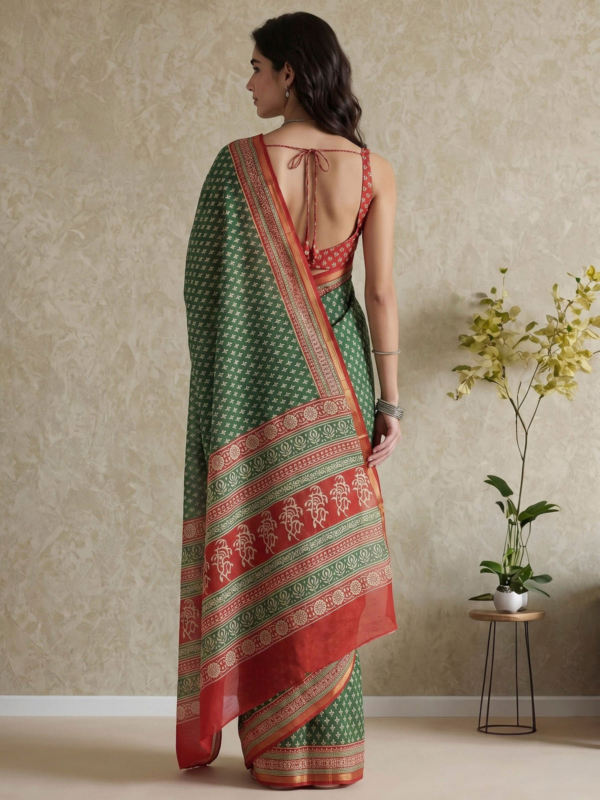 Green Cotton Blend Printed Saree