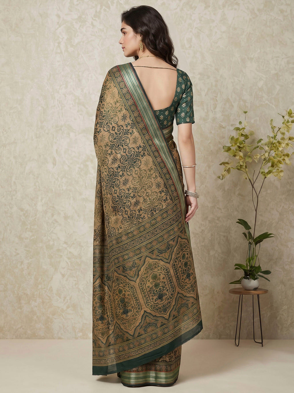 Green Cotton Blend Printed Saree