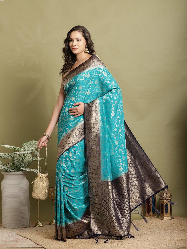 Plain Crepe Saree