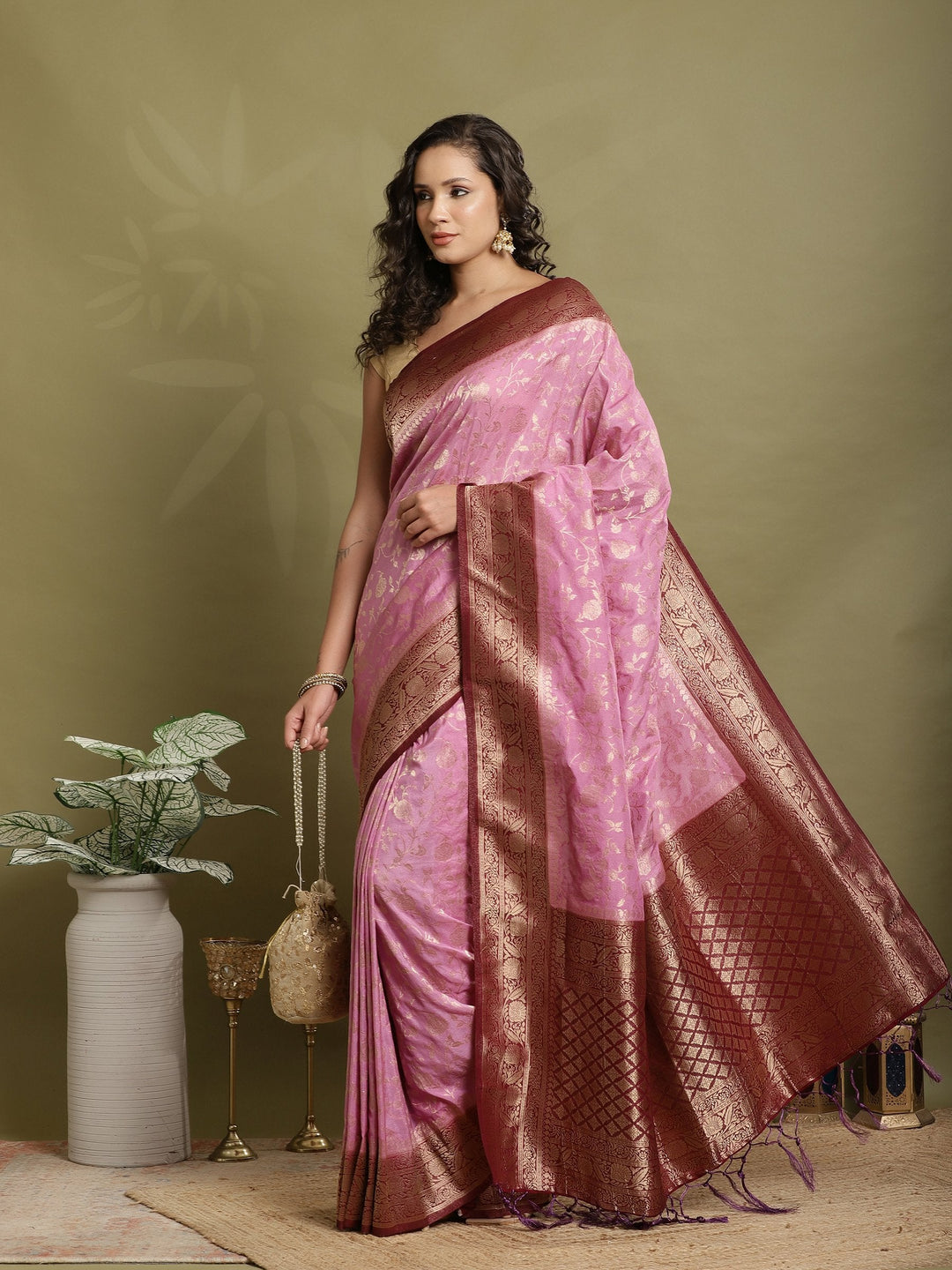Plain Crepe Saree
