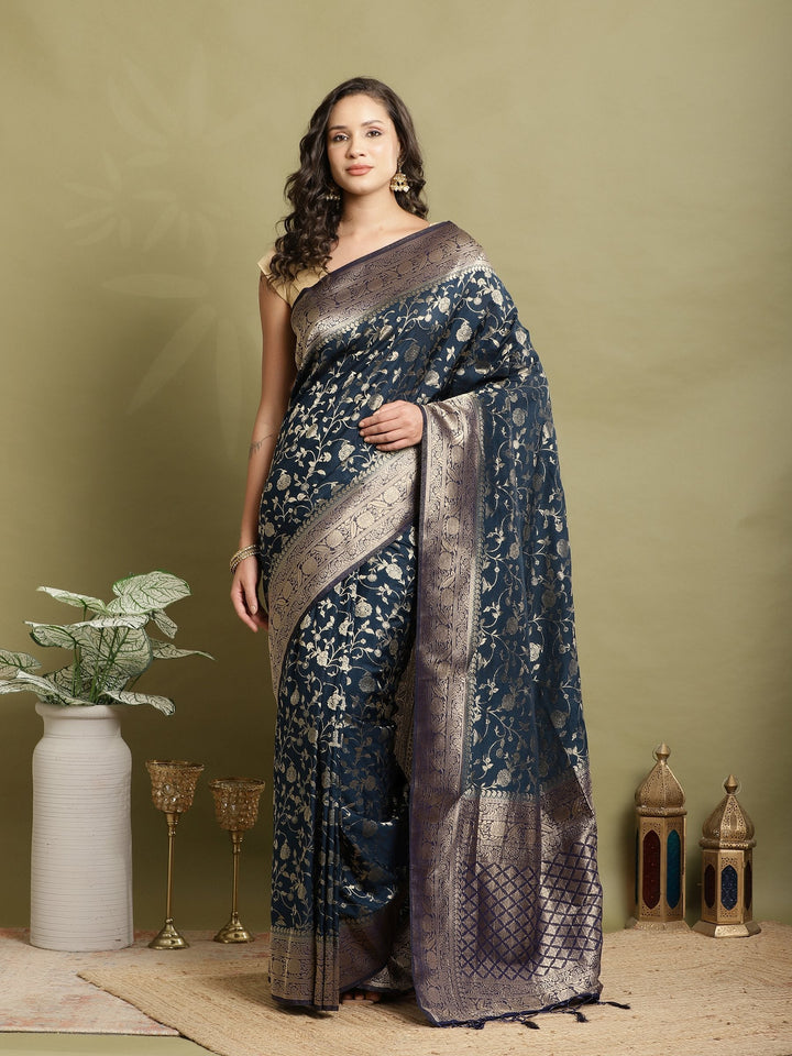 Plain Crepe Saree