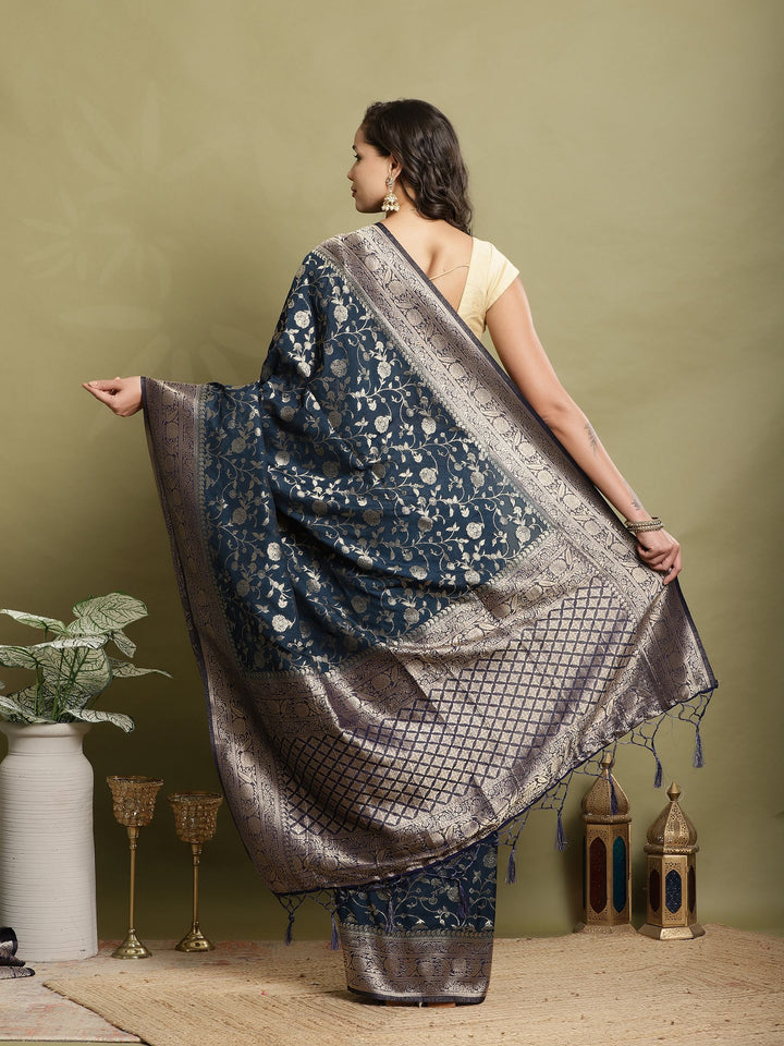 Plain Crepe Saree