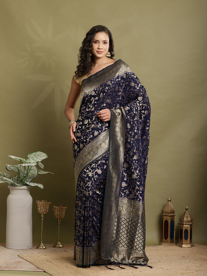 Plain Crepe Saree