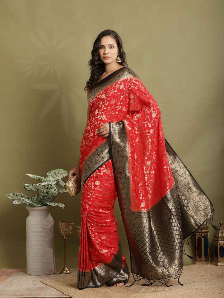 Plain Crepe Saree