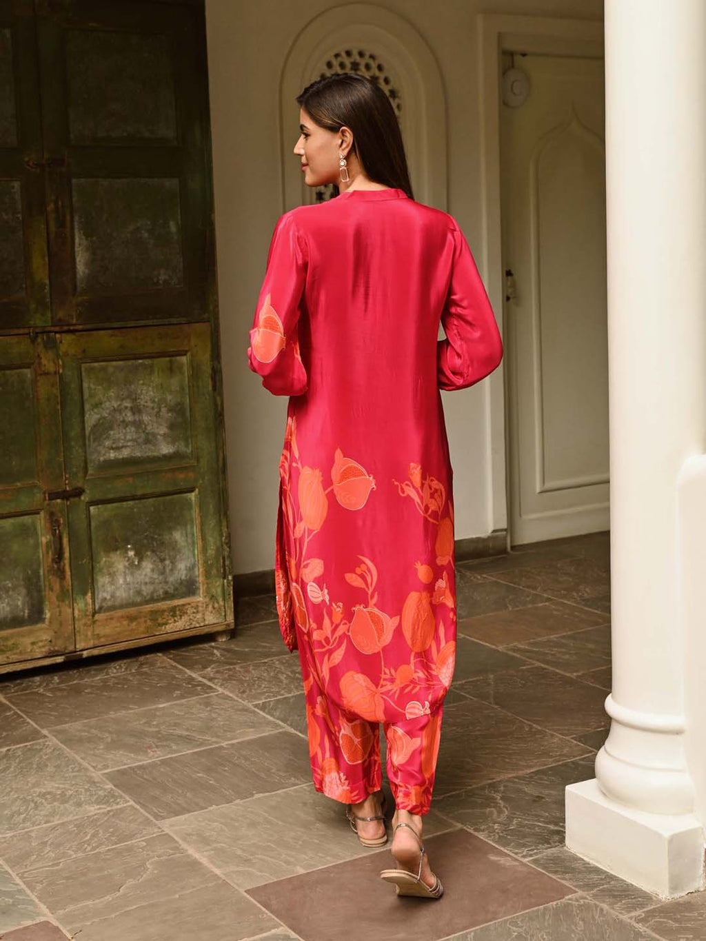 Floral Printed Crepe Kurta With Pants