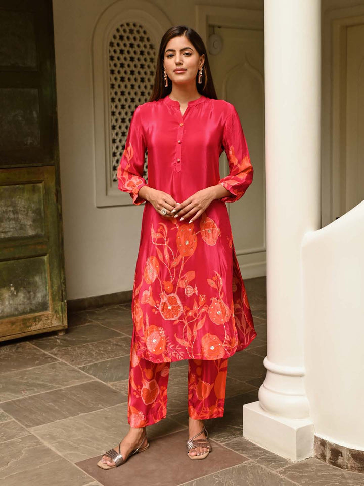 Floral Printed Crepe Kurta With Pants