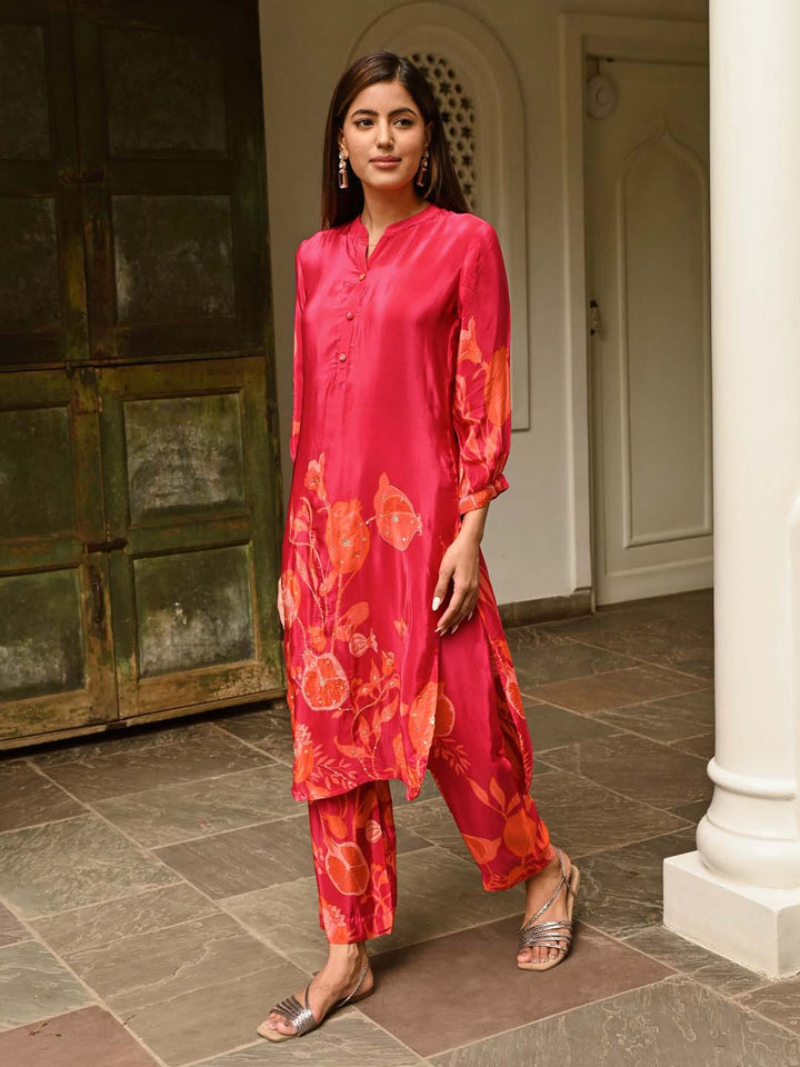 Floral Printed Crepe Kurta With Pants