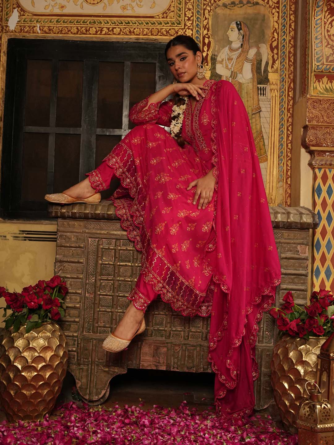 Printed Chinnon Kurta With Pants &amp; Dupatta