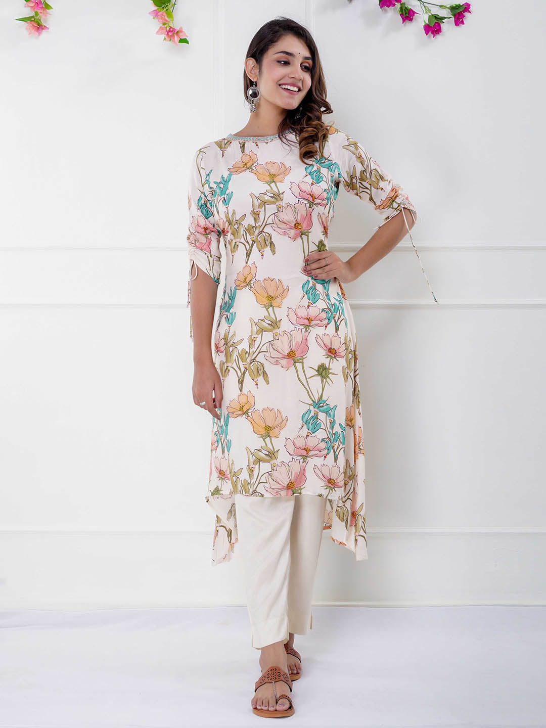 Floral Printed Muslin Kurta With Pants