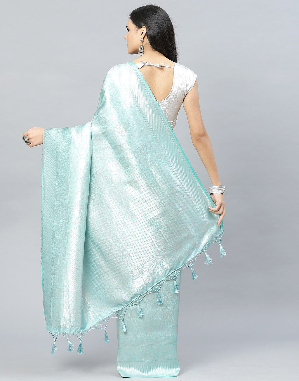 Zari Jaal Art Handloom Woven Saree