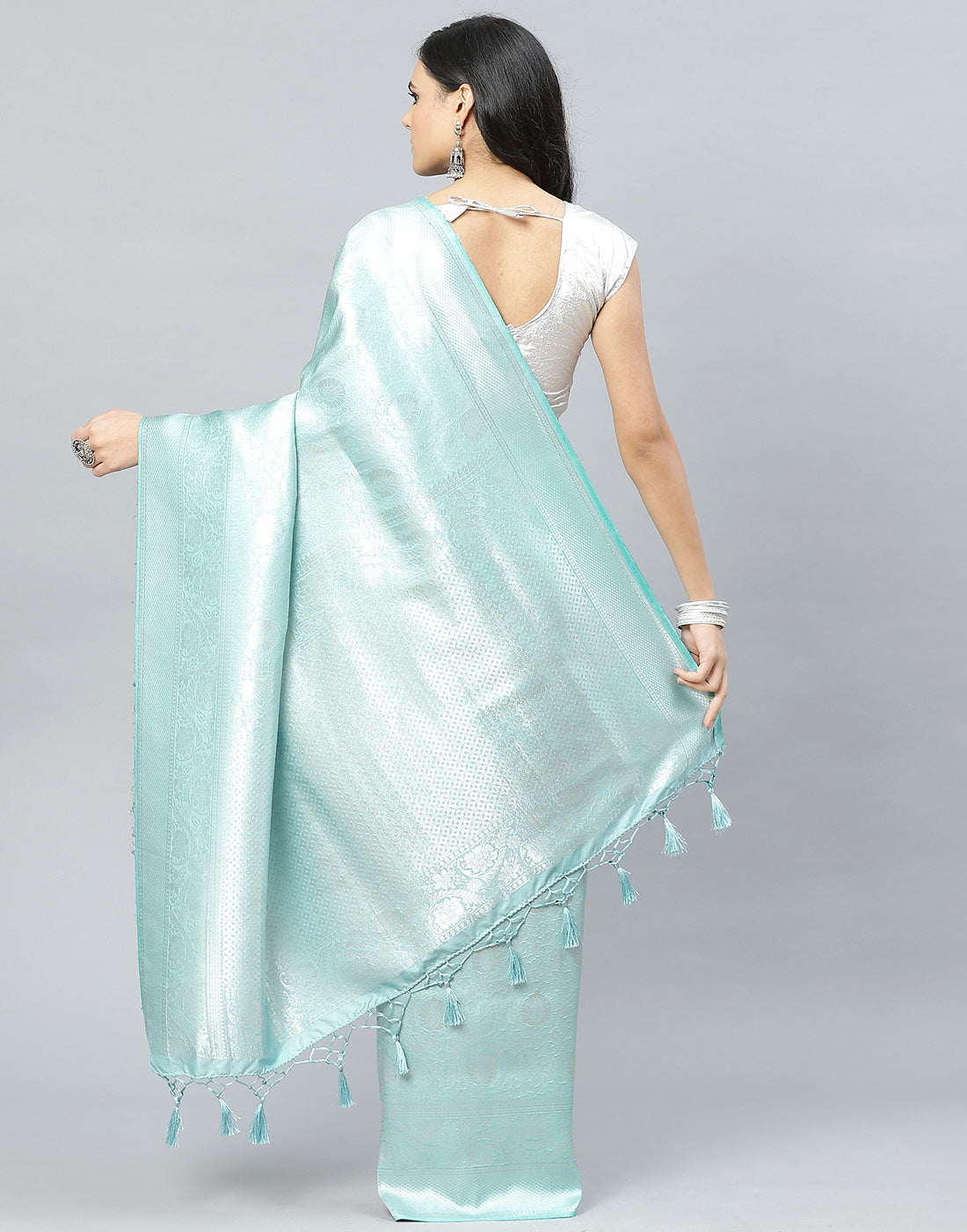 Zari Jaal Art Handloom Woven Saree