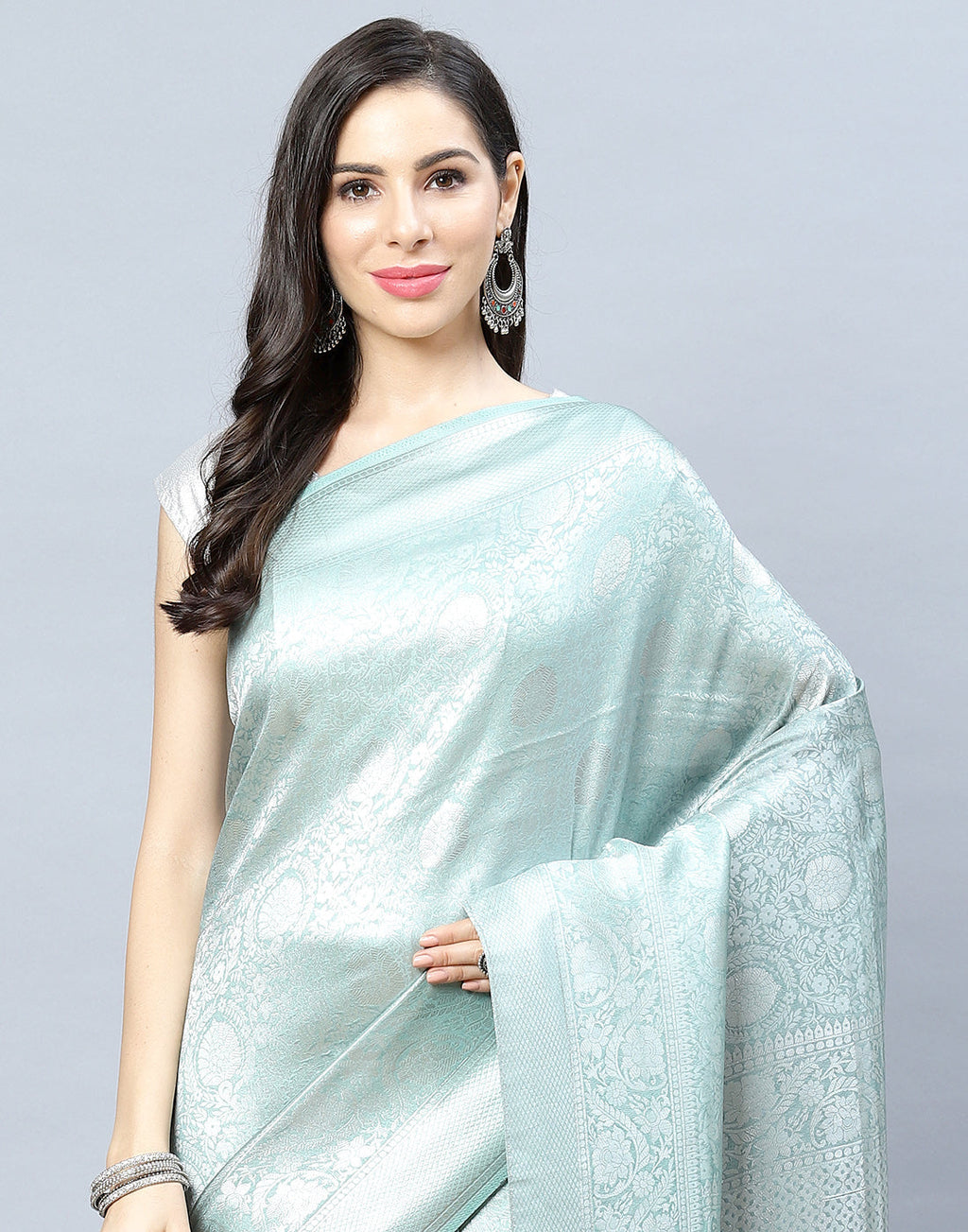 Zari Jaal Art Handloom Woven Saree
