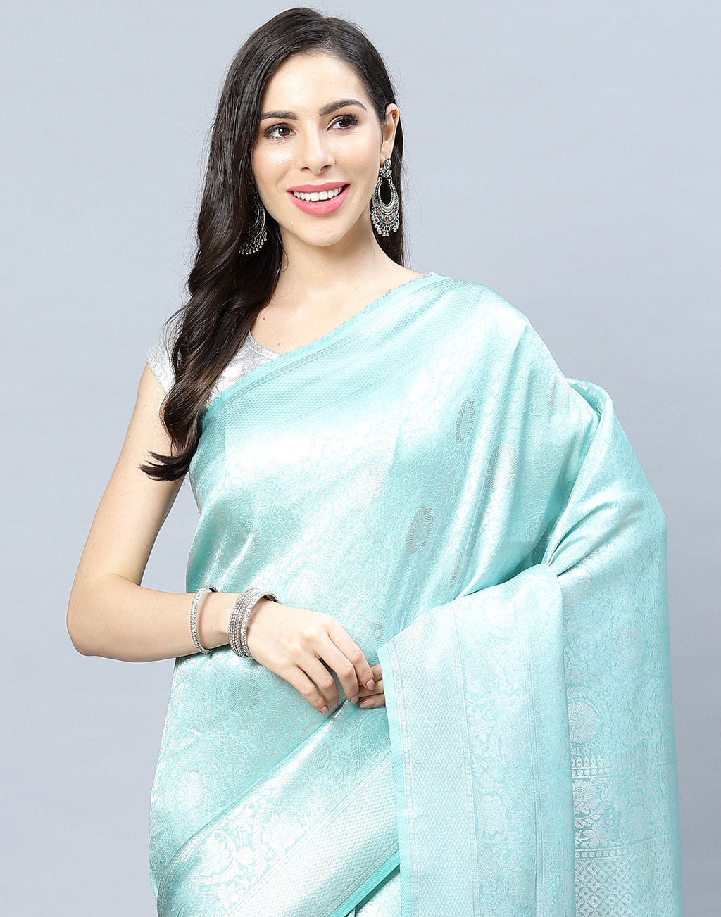 Zari Jaal Art Handloom Woven Saree