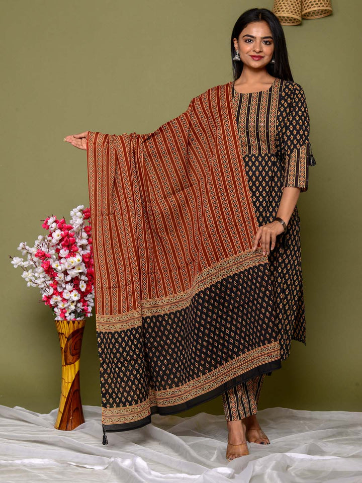 Printed Cotton Kurta With Pants &amp; Dupatta