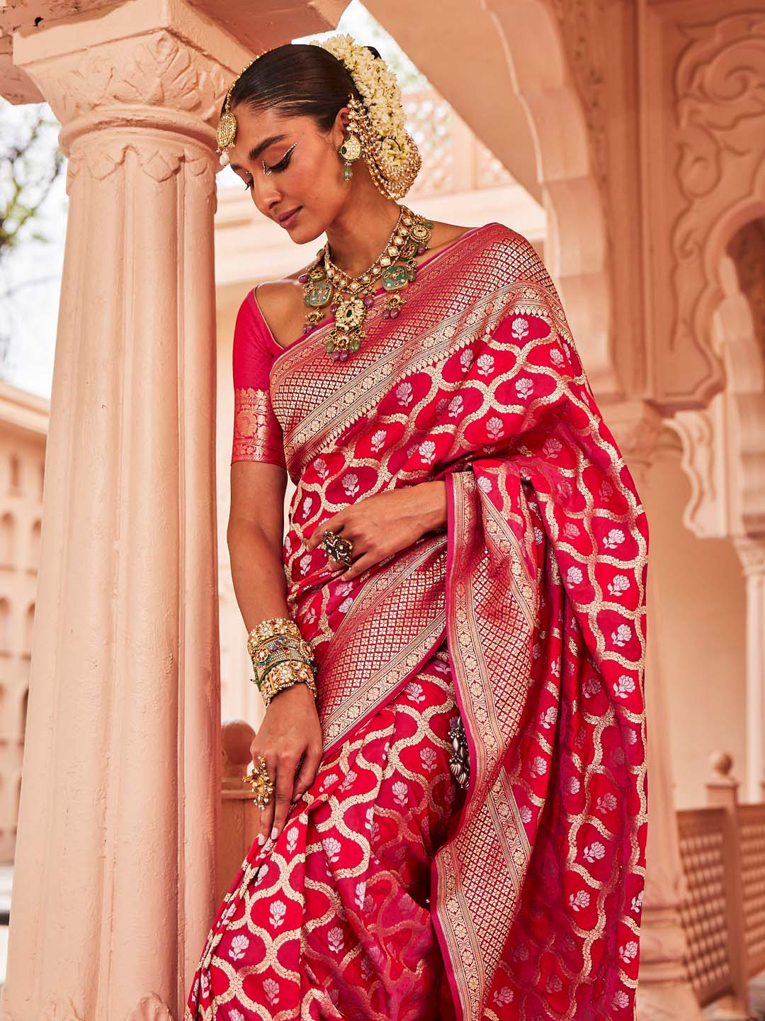 Zari Jaal Woven Banarsi Saree