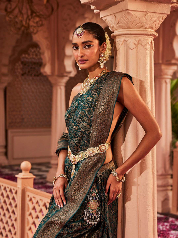Zari Jaal Woven Crepe Saree